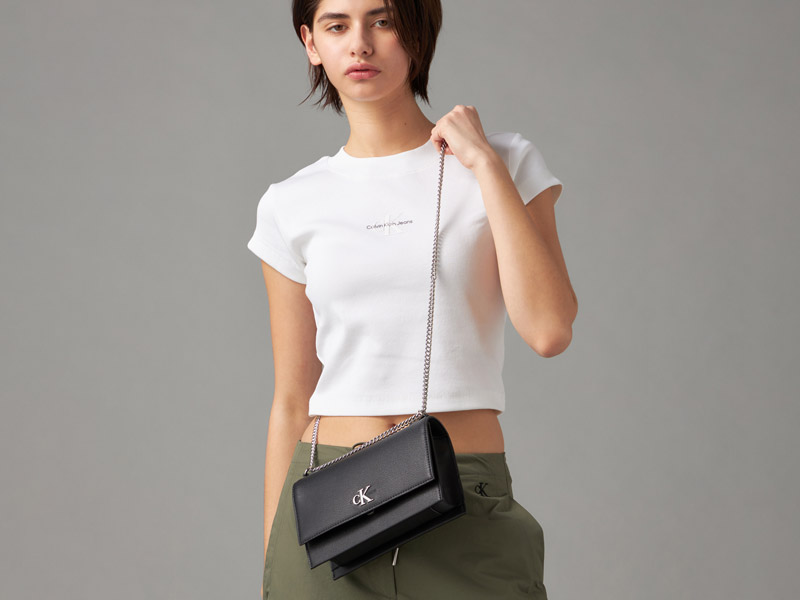 Amazon.co.jp: (カルバンクライン) CALVIN KLEIN スモールフラップ